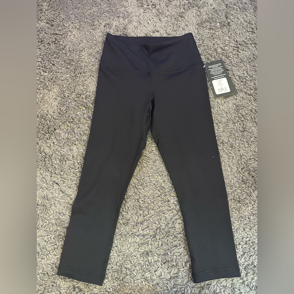 Capri cropped black leggings